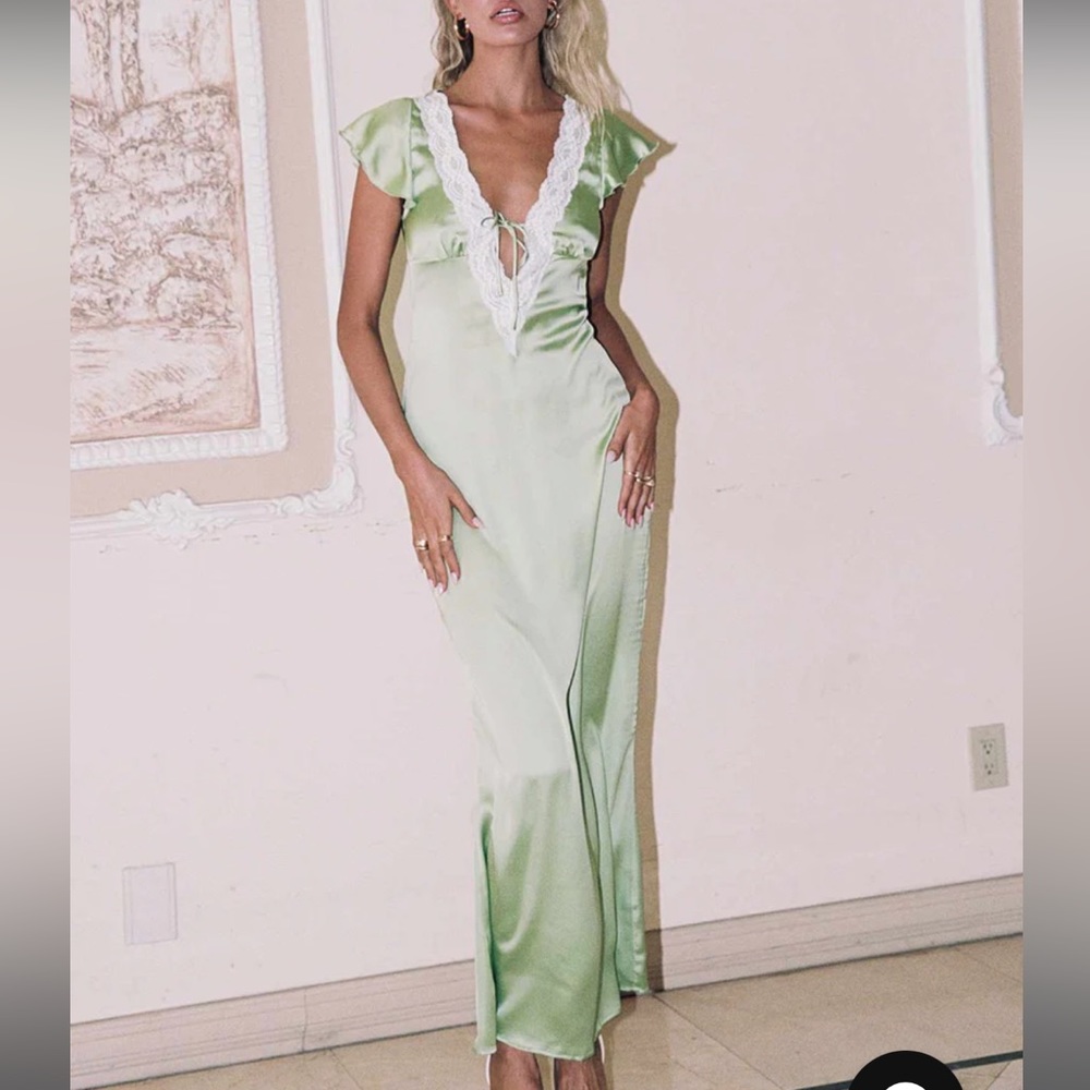 COPY - Princess Polly armas lace trim maxi green dress SIZE  0 and 6